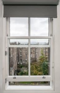 Revolver Edinburgh - 7