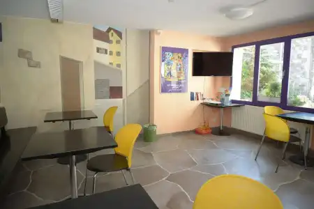 Youth Hostel Montreux - 26
