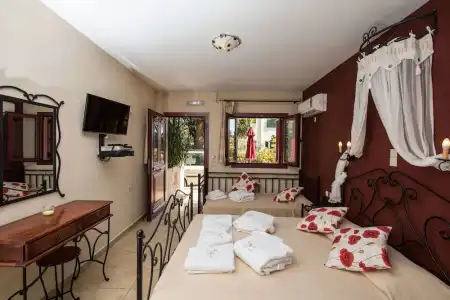 GreKa Ionian Suites - 34