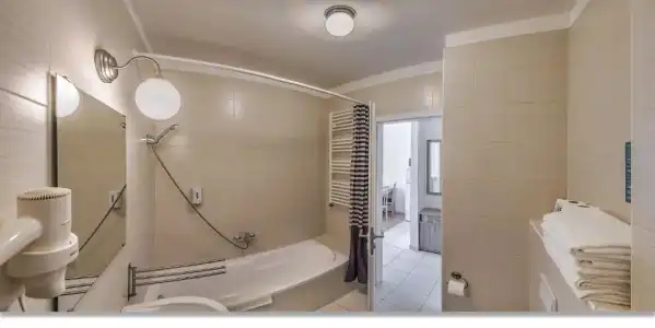 Prince Apartments - 90