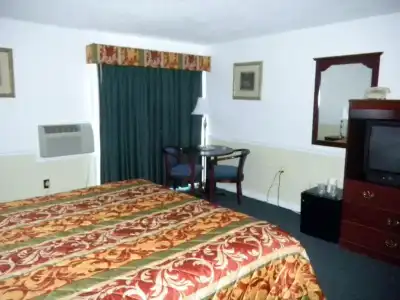Yankee Clipper Inn, SureStay Collection by Best Western - 53