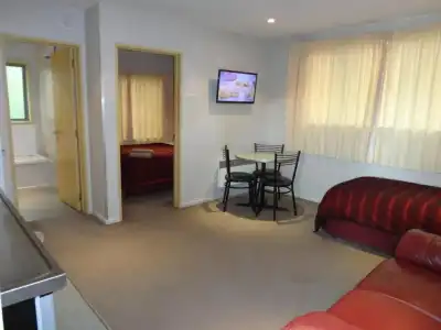 Bealey Avenue Motel - 15