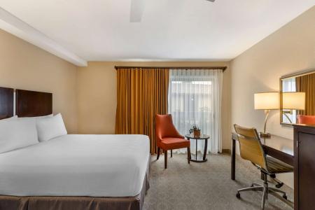 Best Western Plus Monterey Inn - 5