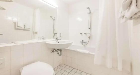 Sure by Best Western Muenchen Hauptbahnhof - 61