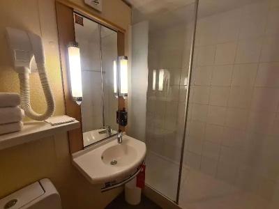 Ibis Marseille Centre Gare Saint Charles - 55