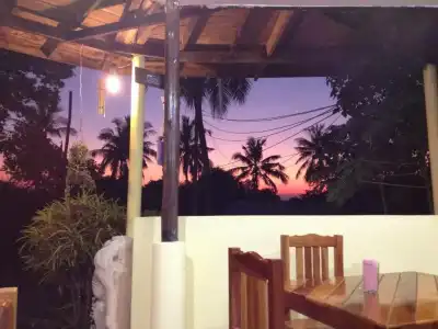 TP Hut Bungalows - 41