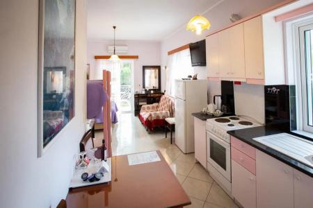 Irida Beach Resort Suites - 12