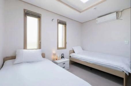 Hub Guest House - 32