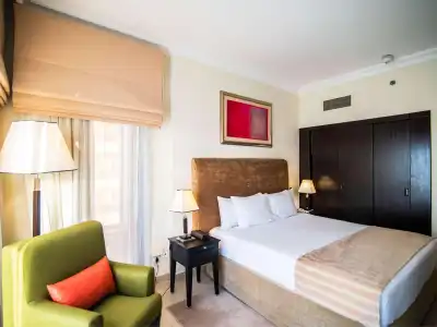 Mercure Dubai Barsha Heights Suites And Apartments - 28