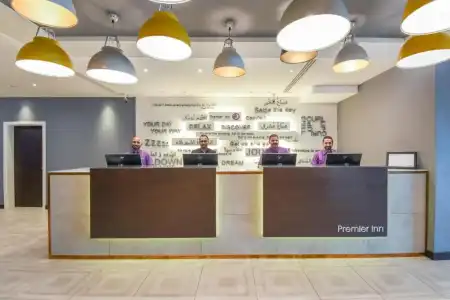 Premier Inn Dubai International Airport - 23