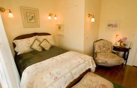 The Bissell House Bed and Breakfast - 29