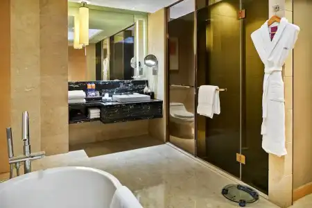 Crowne Plaza Xian by IHG - 40
