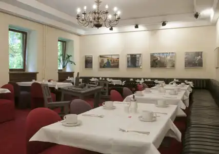 Kunsthof - 22