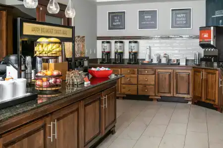 Hampton Inn & Suites Nashville-Green Hills - 10