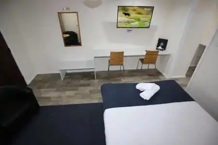 Reign Inn Newcastle - 123