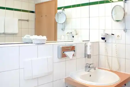 Best Western Macrander Dresden - 38
