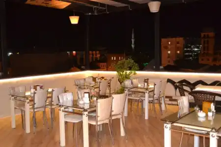 Elite House - 17
