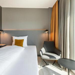 Piazza und Restaurant - 34