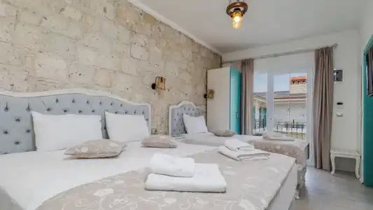 Avlu Alacati Butik Otel - 53