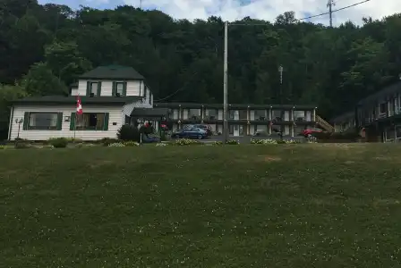 Knights Inn Huntsville, ON - 10