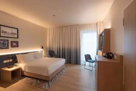 Hampton by Hilton Munich City North - 24