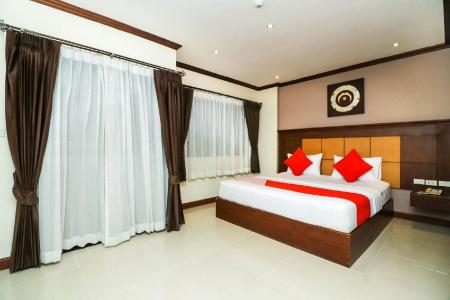 Natural Beach Pattaya - 34