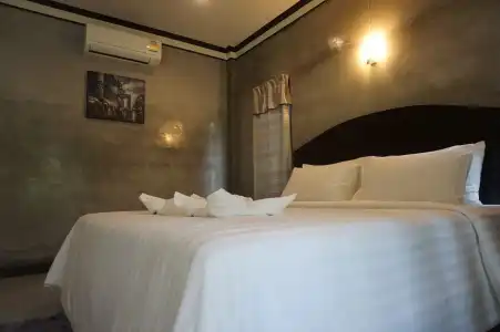 V Valley Resort - 2