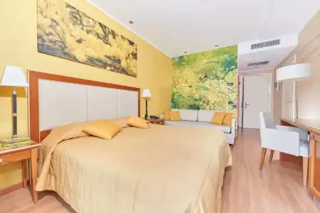 Belfiore Park - Adults Only - 32