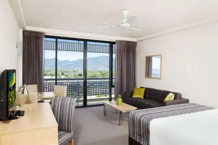 Rydges Esplanade Resort Cairns - 77