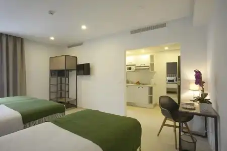 Maia Suites - 35