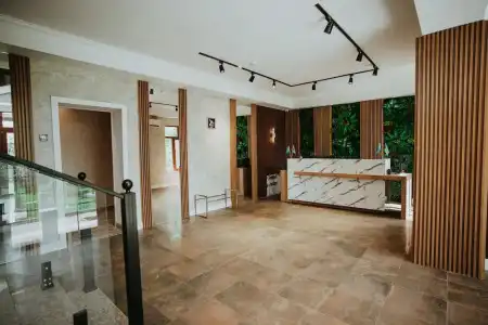 LakeSide & Spa - 9