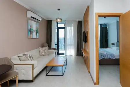 Season Suite Apart - 34