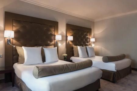 Hôtel Saint Cyr Etoile - 35