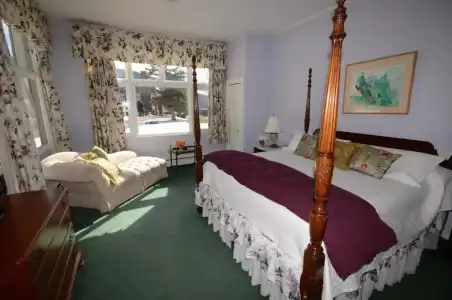 Wilburton Inn - 202