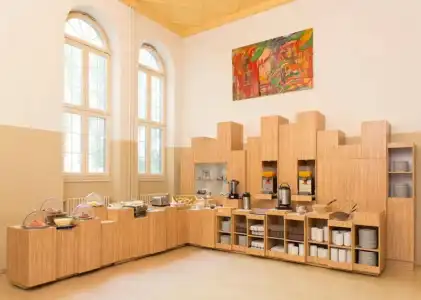 Three Little Pigs Hostel - Your Berlin Castle - 26