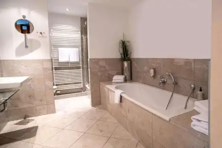 Best Western Premier AirportBerlin - 8