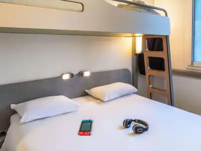 ibis budget Roissy CDG Paris Nord 2 - 3