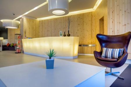 J Residence - 23
