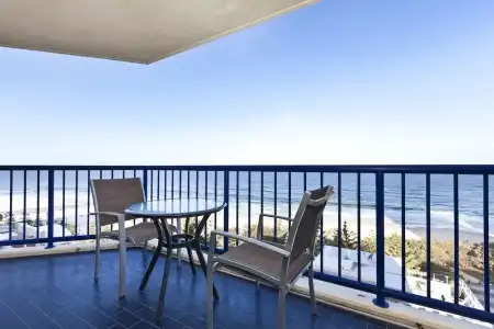 Surf Regency Apartments - 66