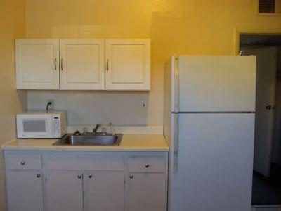 Desert Hills Motel - 21