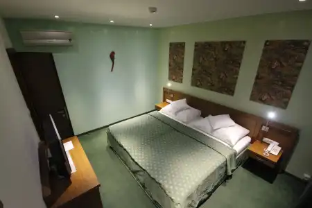 Max Inn - 4