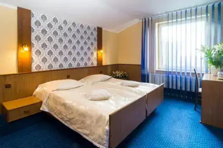 Victoria - 14