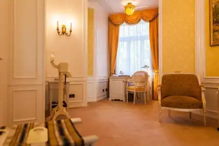 TB Palace & Spa - 79