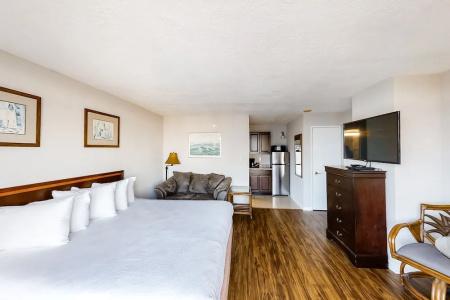 Ocean Park Resort by Vacasa - 270