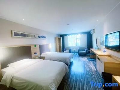 City Comfort Inn - 22