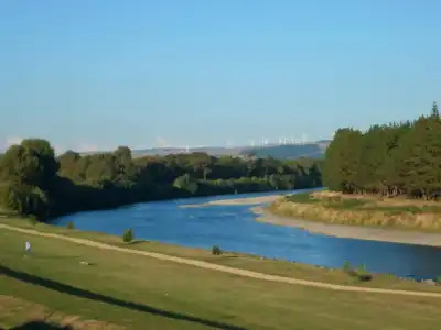 $@Riverhills - 11