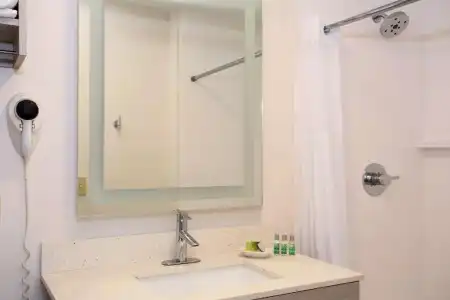 SureStay by Best Western Santa Monica - 88
