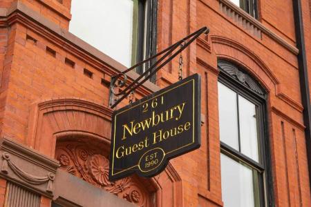 Maverick Suites at 245 Newbury St - 16