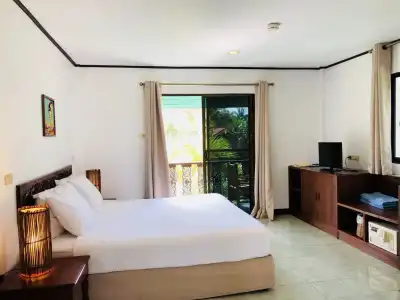 Dolphin Bay Beach Resort - 39