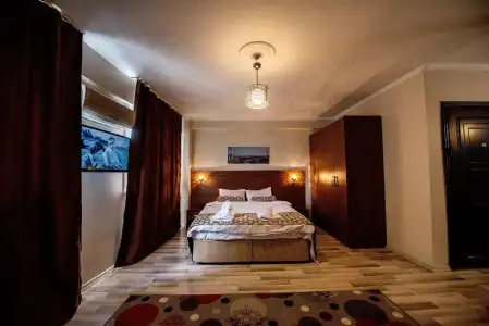 Carina Istanbul - 5